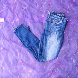 American Eagle Outfitters skinny denim jeans dark wash in blue size 2 short